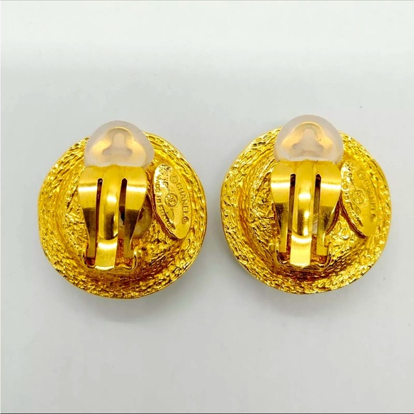 Authentic Chanel Gold plated with Pearl Earrings - Picture 7 of 12